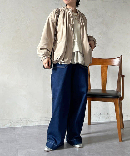 聚褶領設計短外套