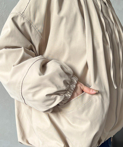 聚褶領設計短外套