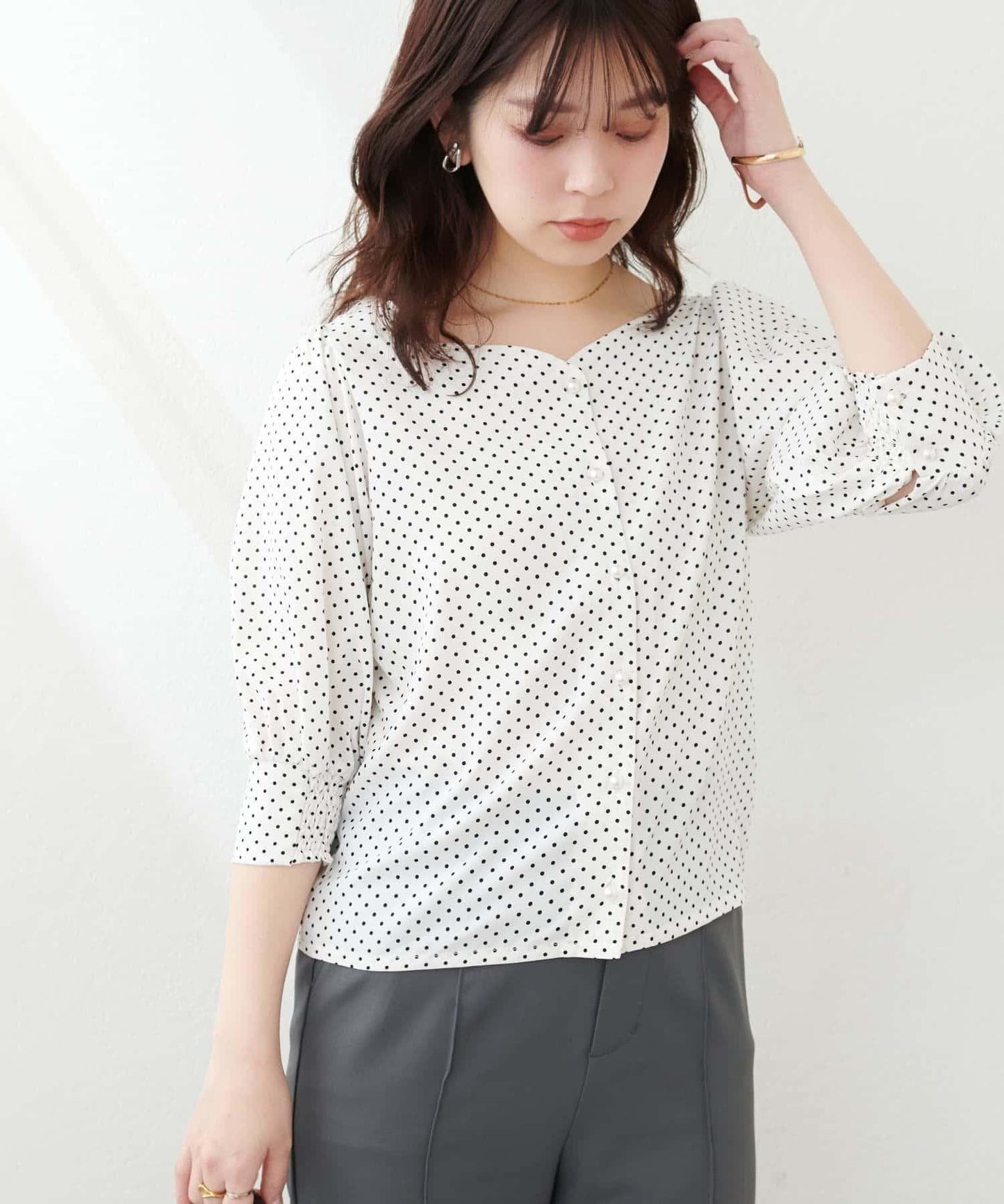 natural couture 心形領口 泡泡袖 女式襯衫