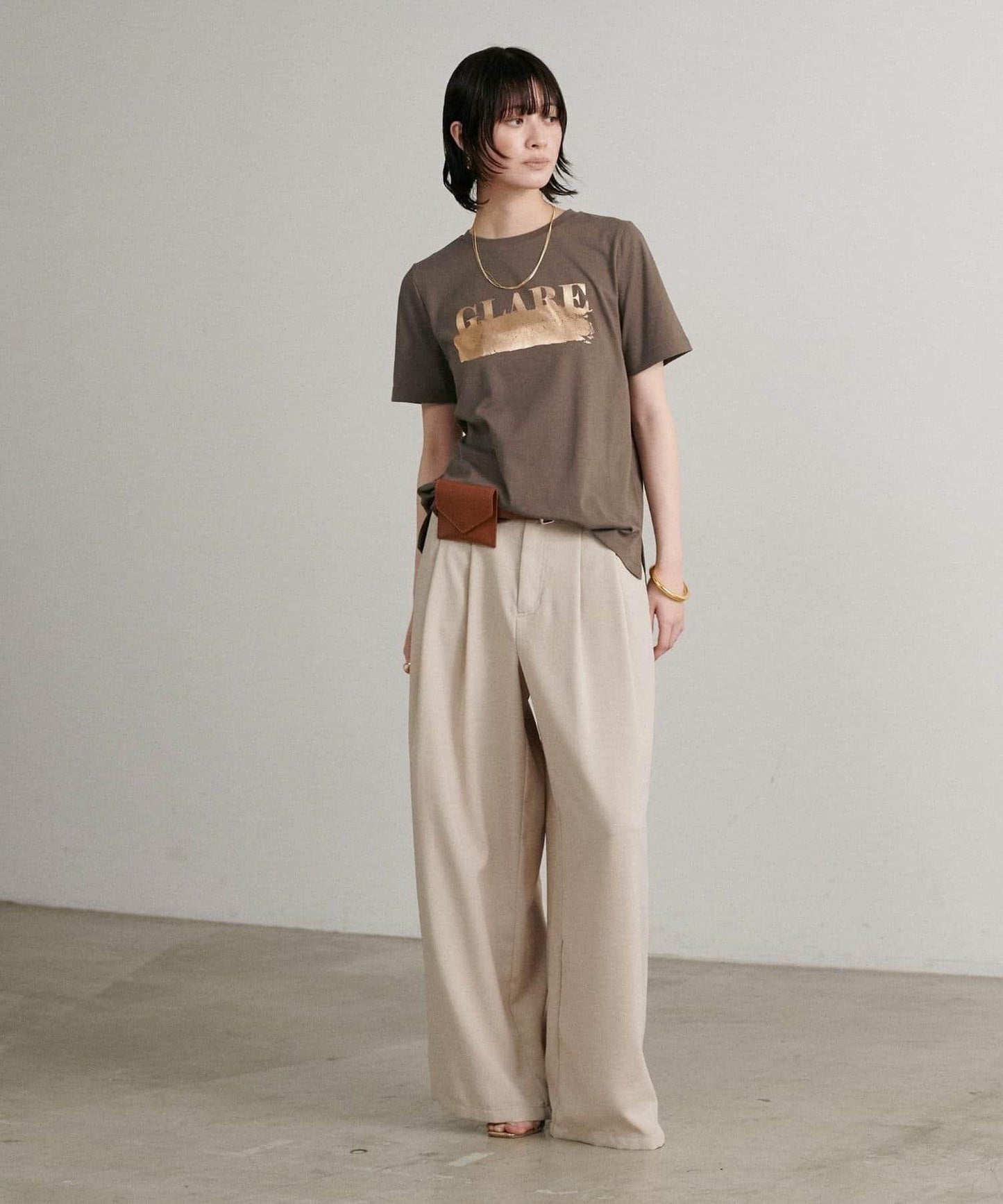 LARUTA 防汗漬 箔印Logo T恤