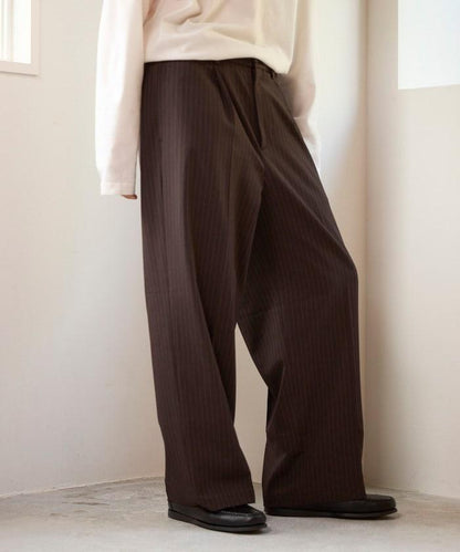 寬直筒版型 單褶 西裝褲
