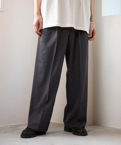 寬直筒版型 單褶 西裝褲