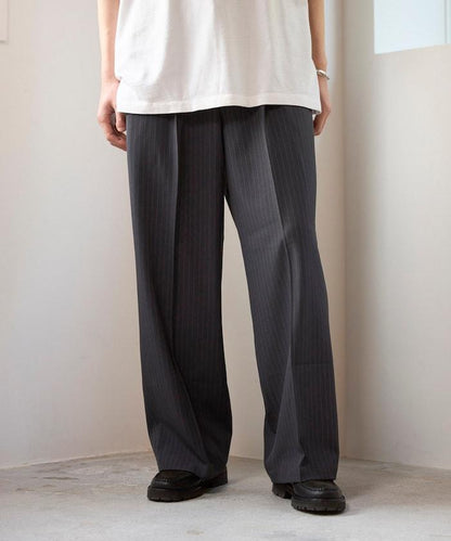 寬直筒版型 單褶 西裝褲