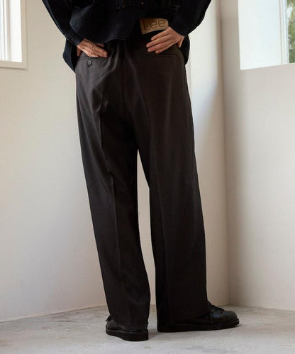 寬直筒版型 單褶 西裝褲