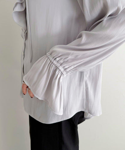 豐盈荷葉邊前開襟襯衫