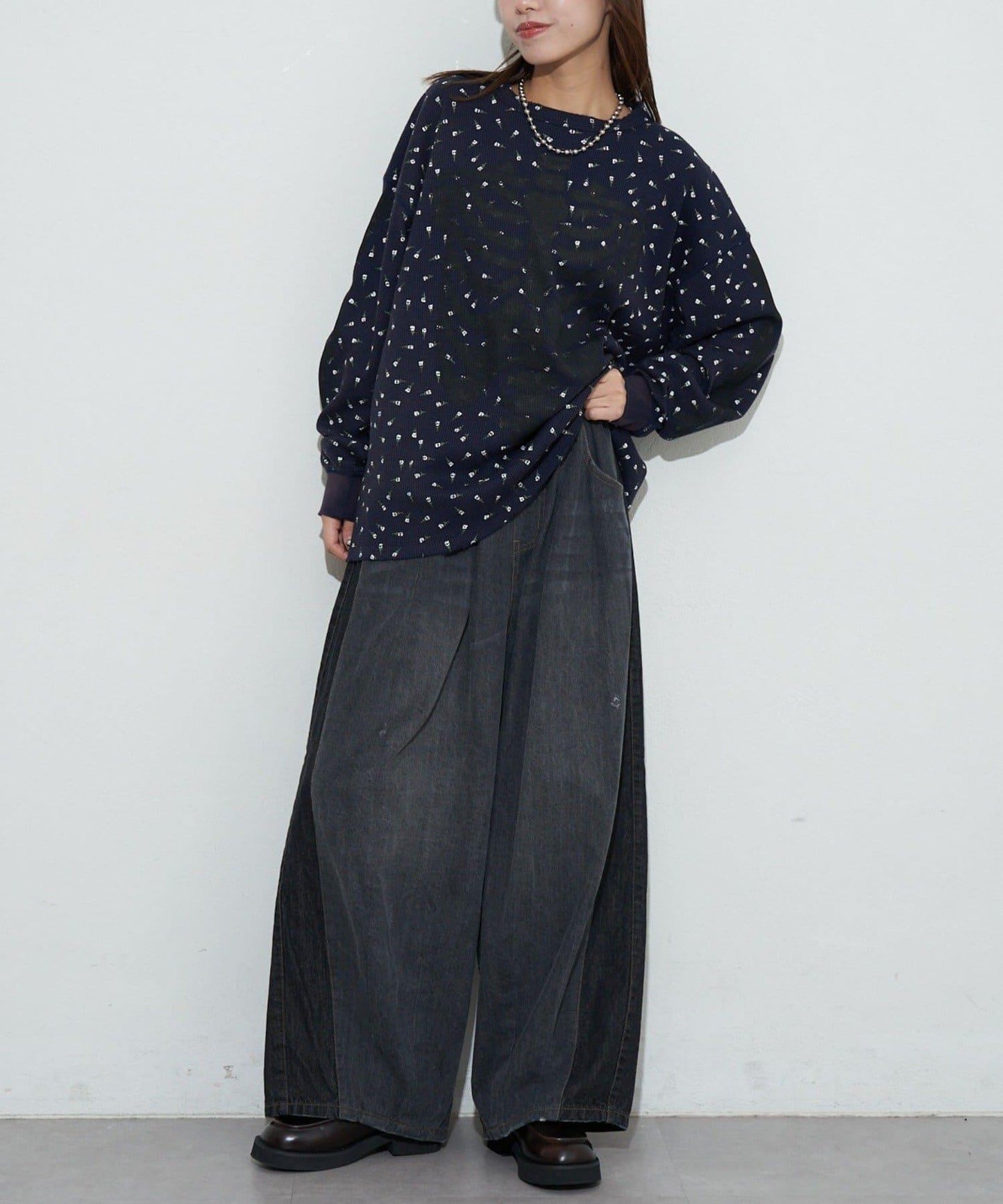 圓領漸變花卉熱感上衣