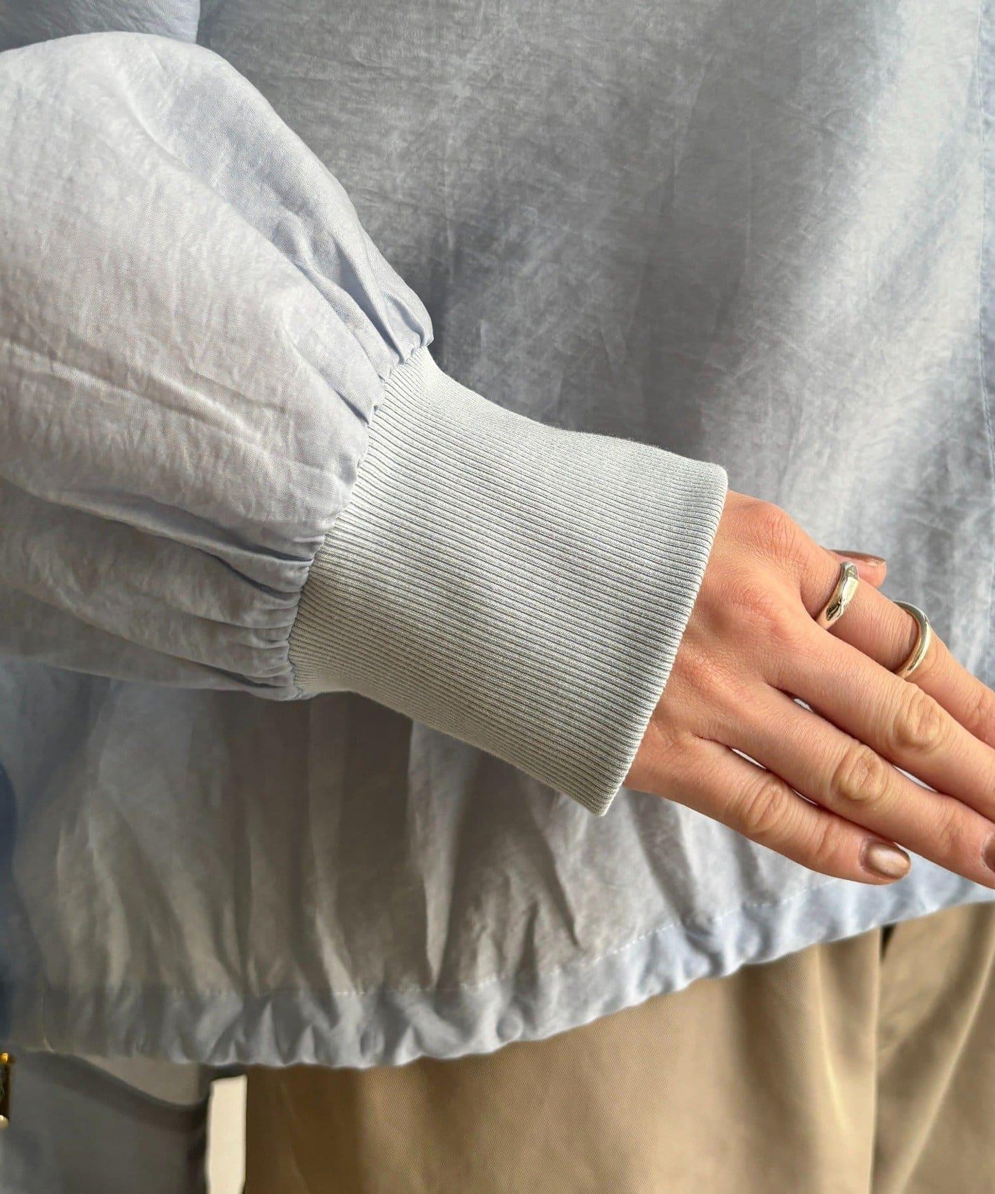 透視抽繩帶領羅紋袖口襯衫