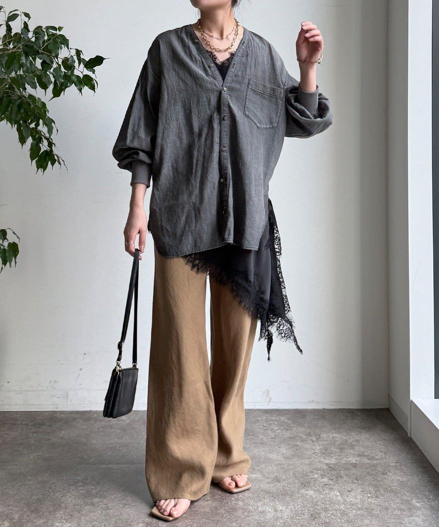 透紗牛仔袖羅紋雙V領襯衫