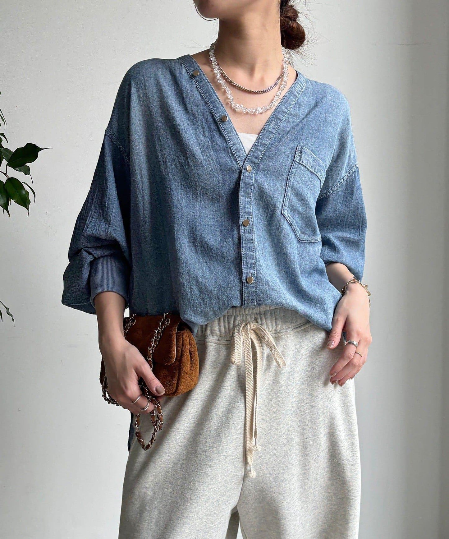 透紗牛仔袖羅紋雙V領襯衫