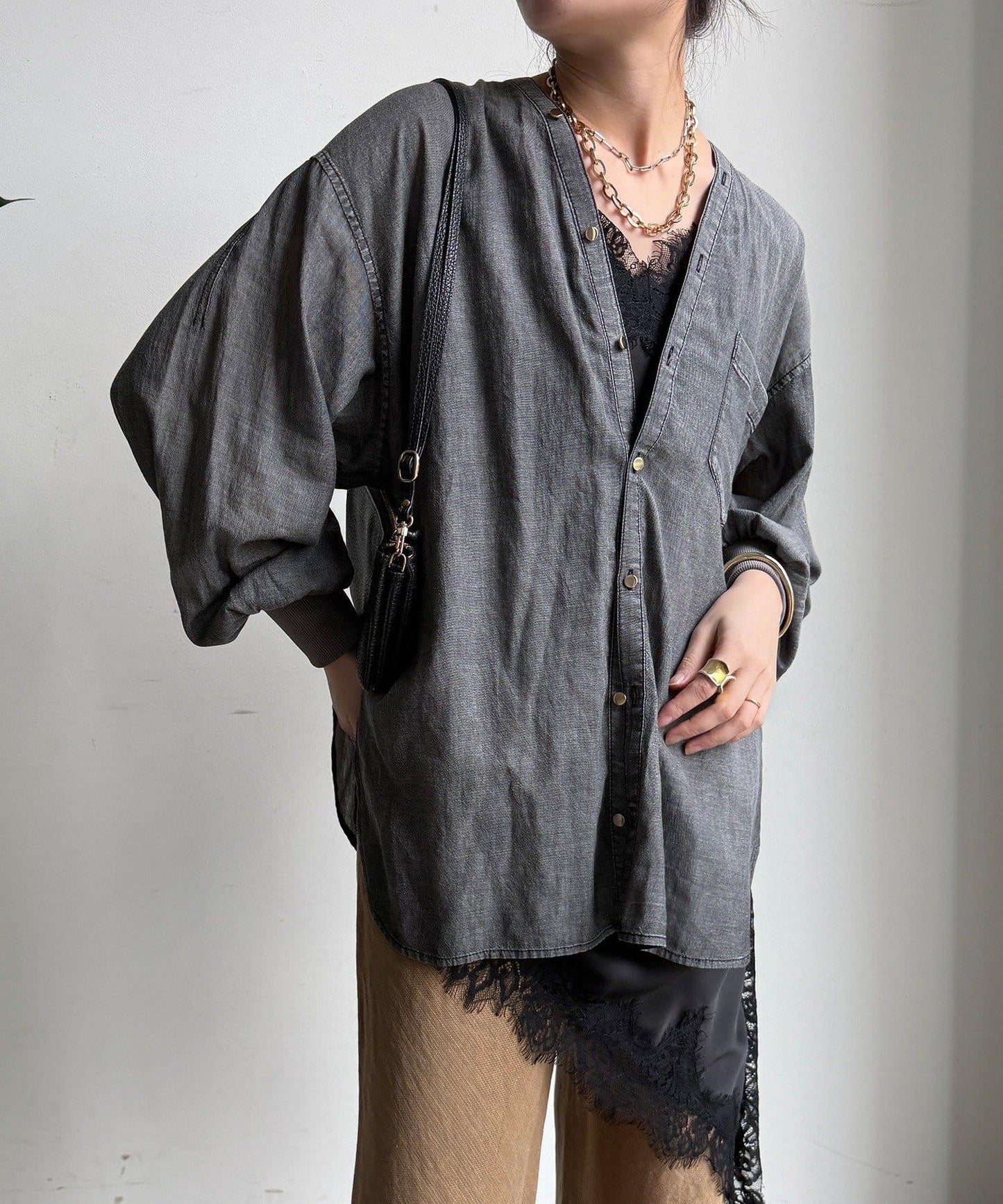 透紗牛仔袖羅紋雙V領襯衫