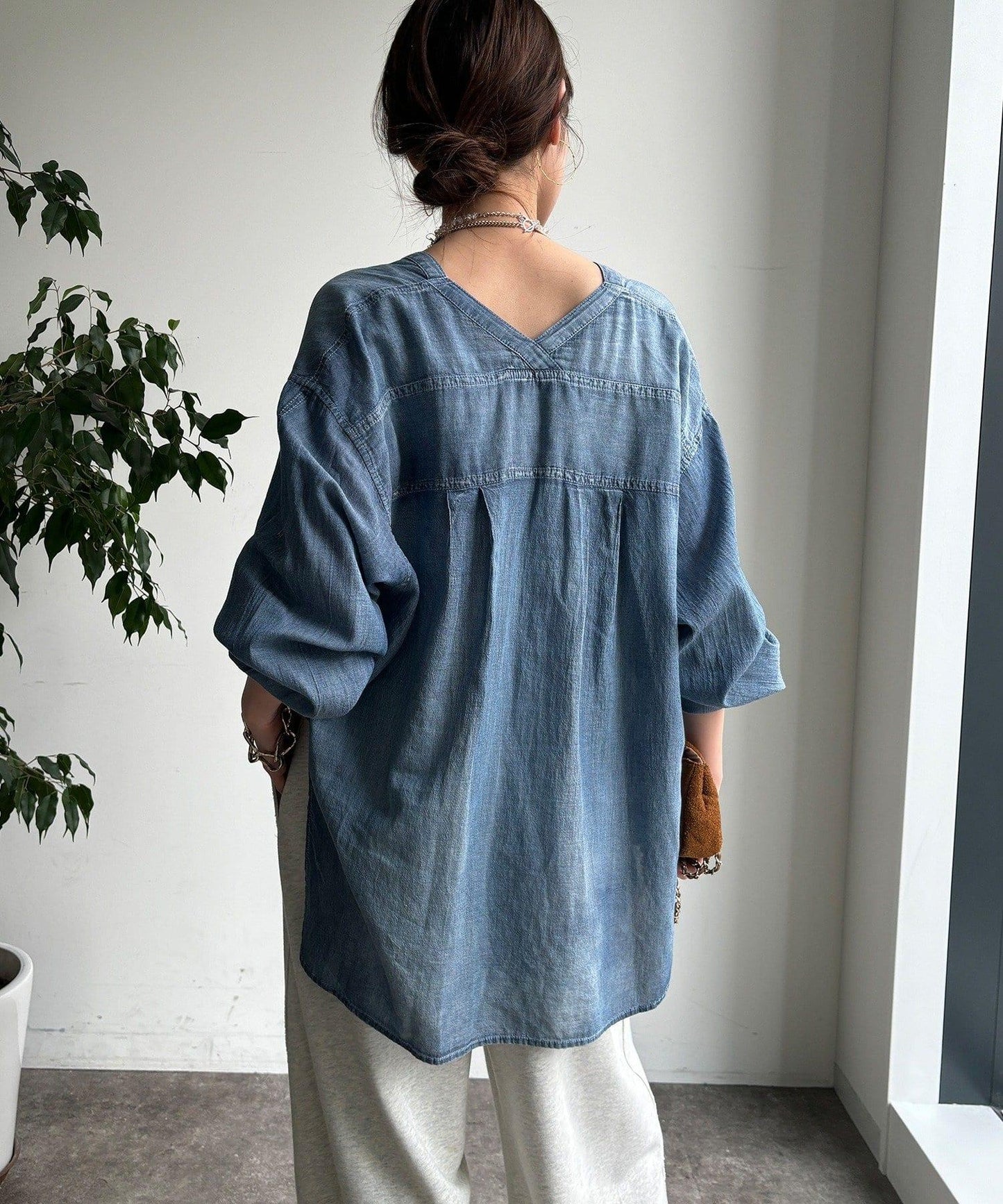 透紗牛仔袖羅紋雙V領襯衫