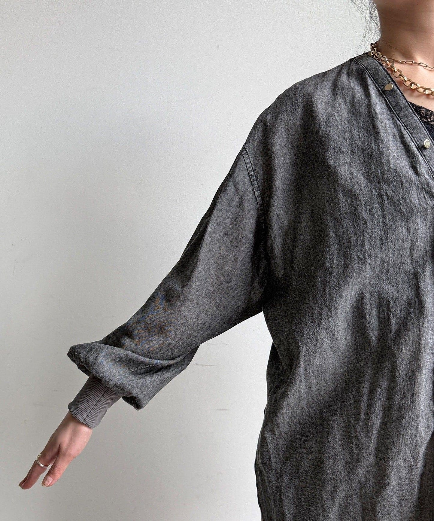 透紗牛仔袖羅紋雙V領襯衫