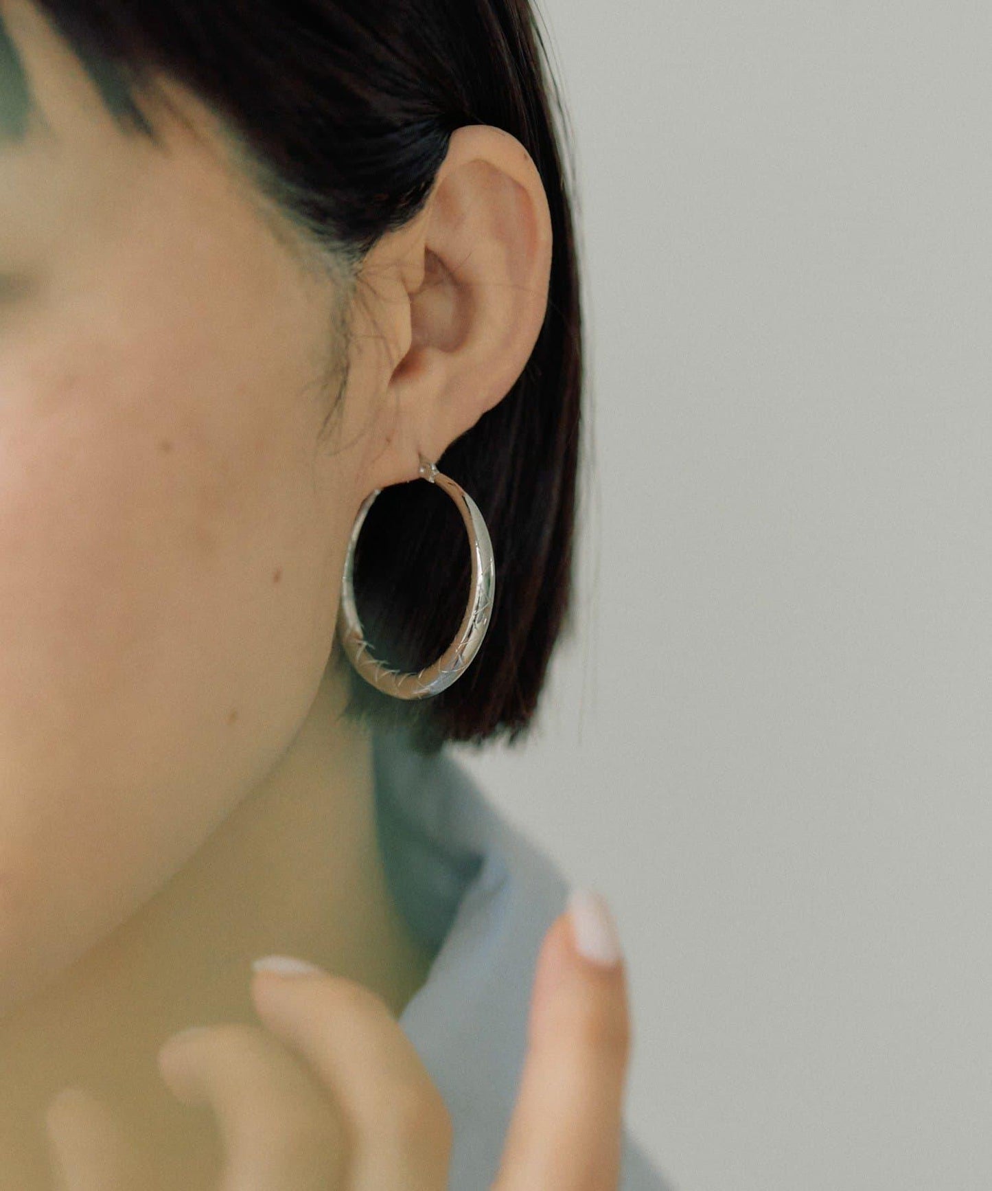 《金屬アレルギー対応/ステンレス》 圖案裝飾 圈式 耳環