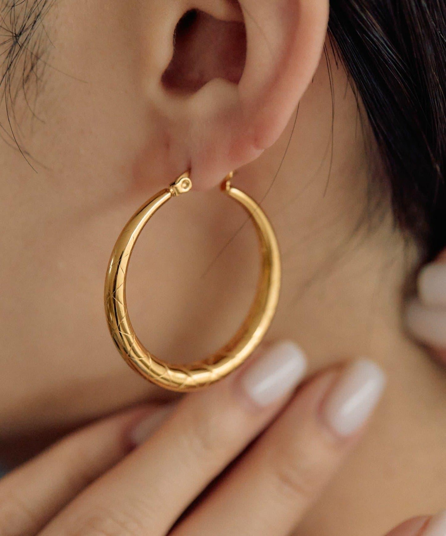 《金屬アレルギー対応/ステンレス》 圖案裝飾 圈式 耳環