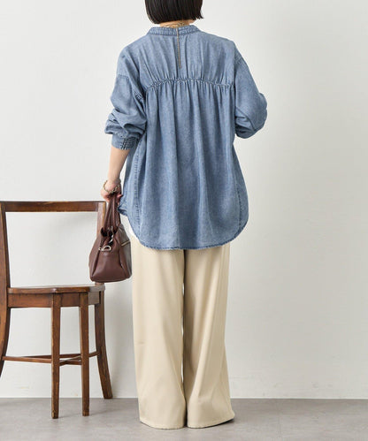 後褶設計 牛仔襯衫