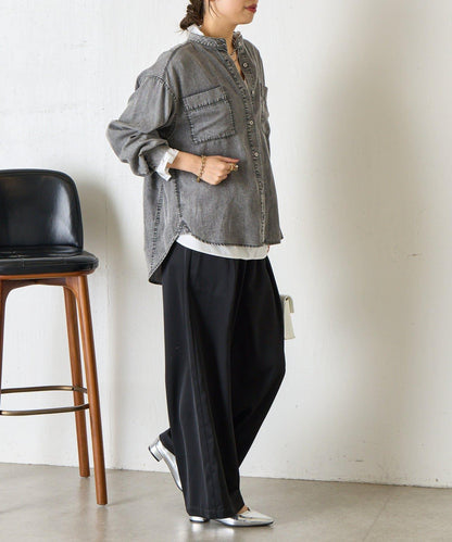 後褶設計 牛仔襯衫