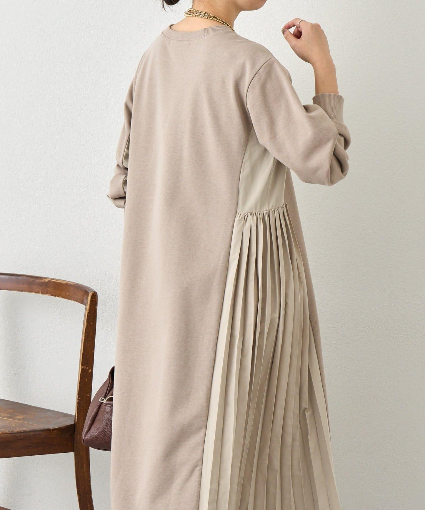 側褶設計 毛圈面料 連衣裙