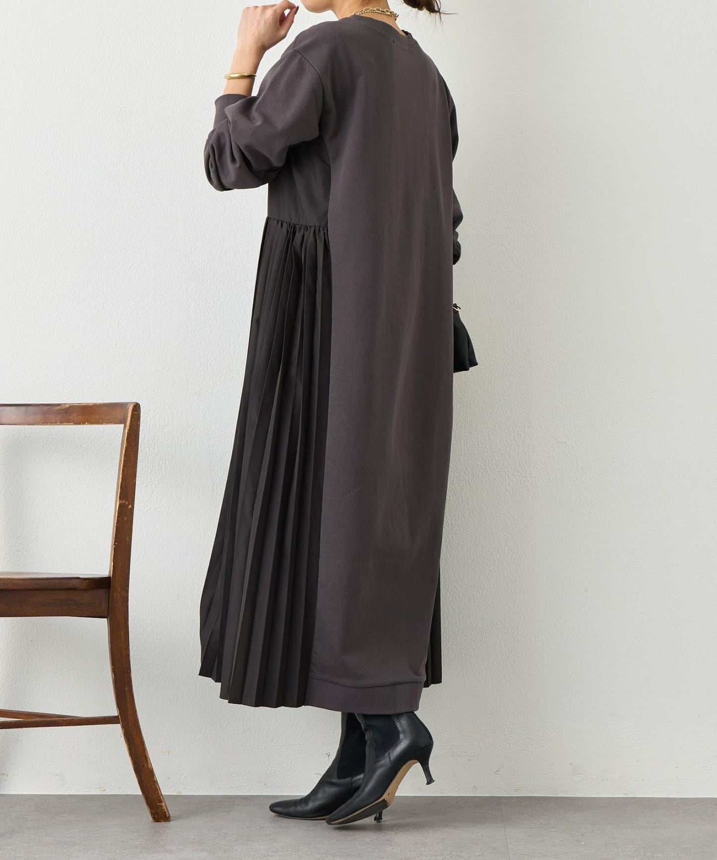 側褶設計 毛圈面料 連衣裙