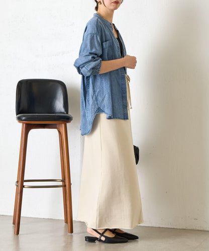 後褶設計 牛仔襯衫