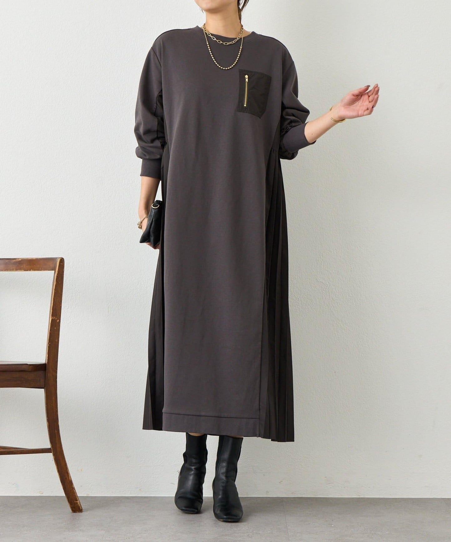 側褶設計 毛圈面料 連衣裙