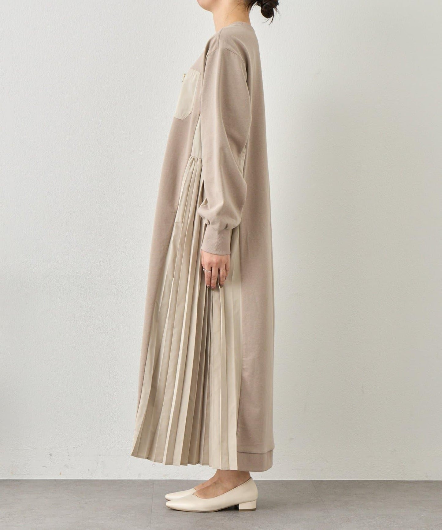 側褶設計 毛圈面料 連衣裙