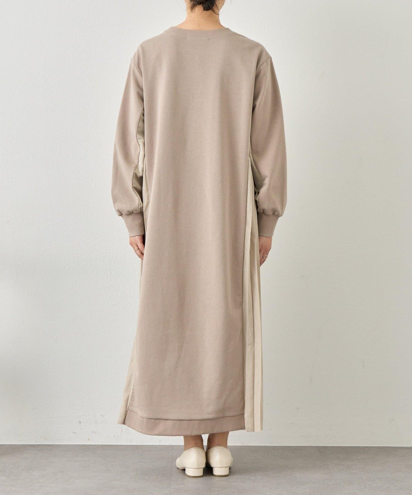 側褶設計 毛圈面料 連衣裙