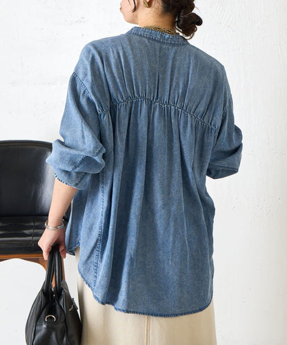 後褶設計 牛仔襯衫