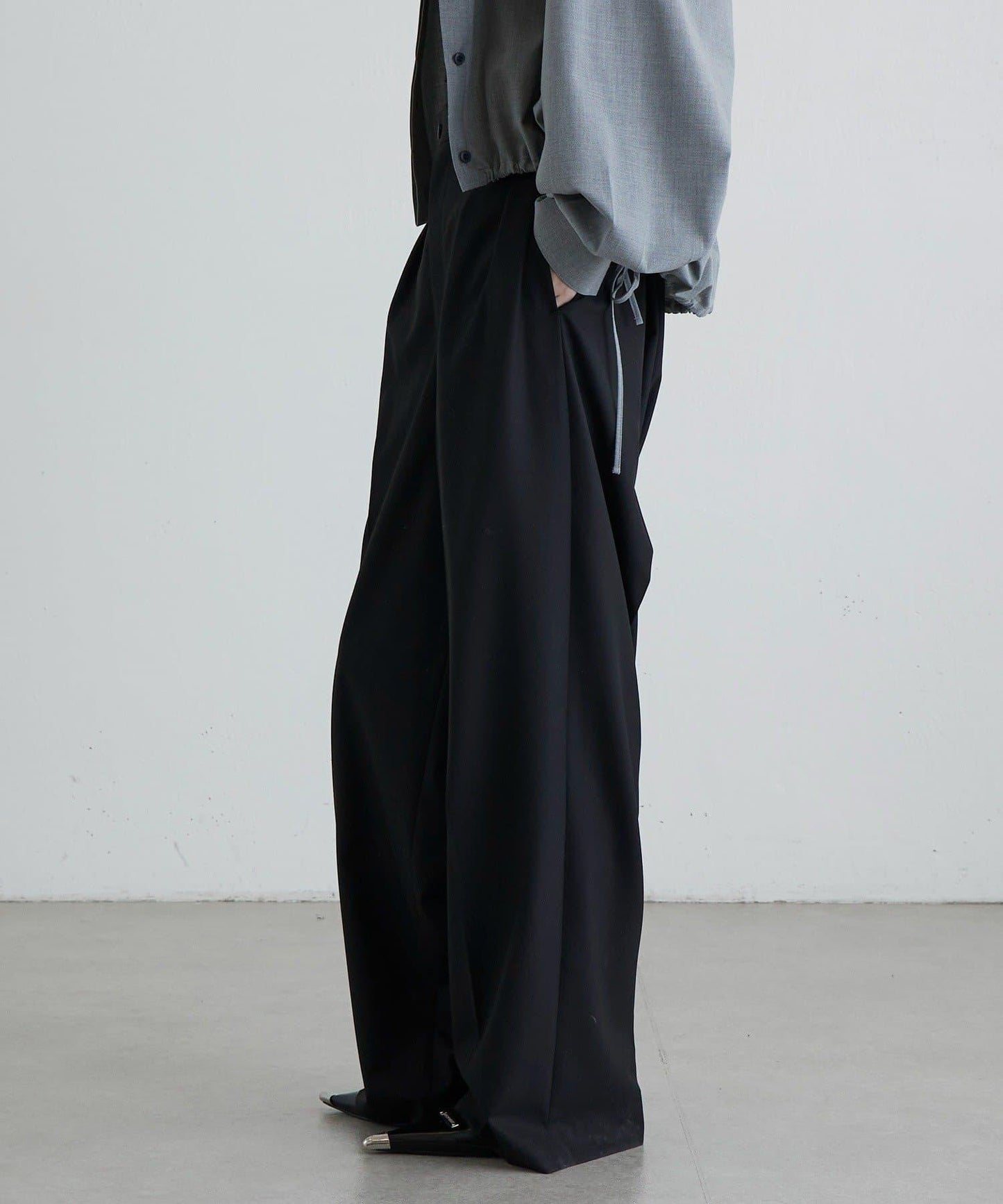 TR彈力半闊腿褲