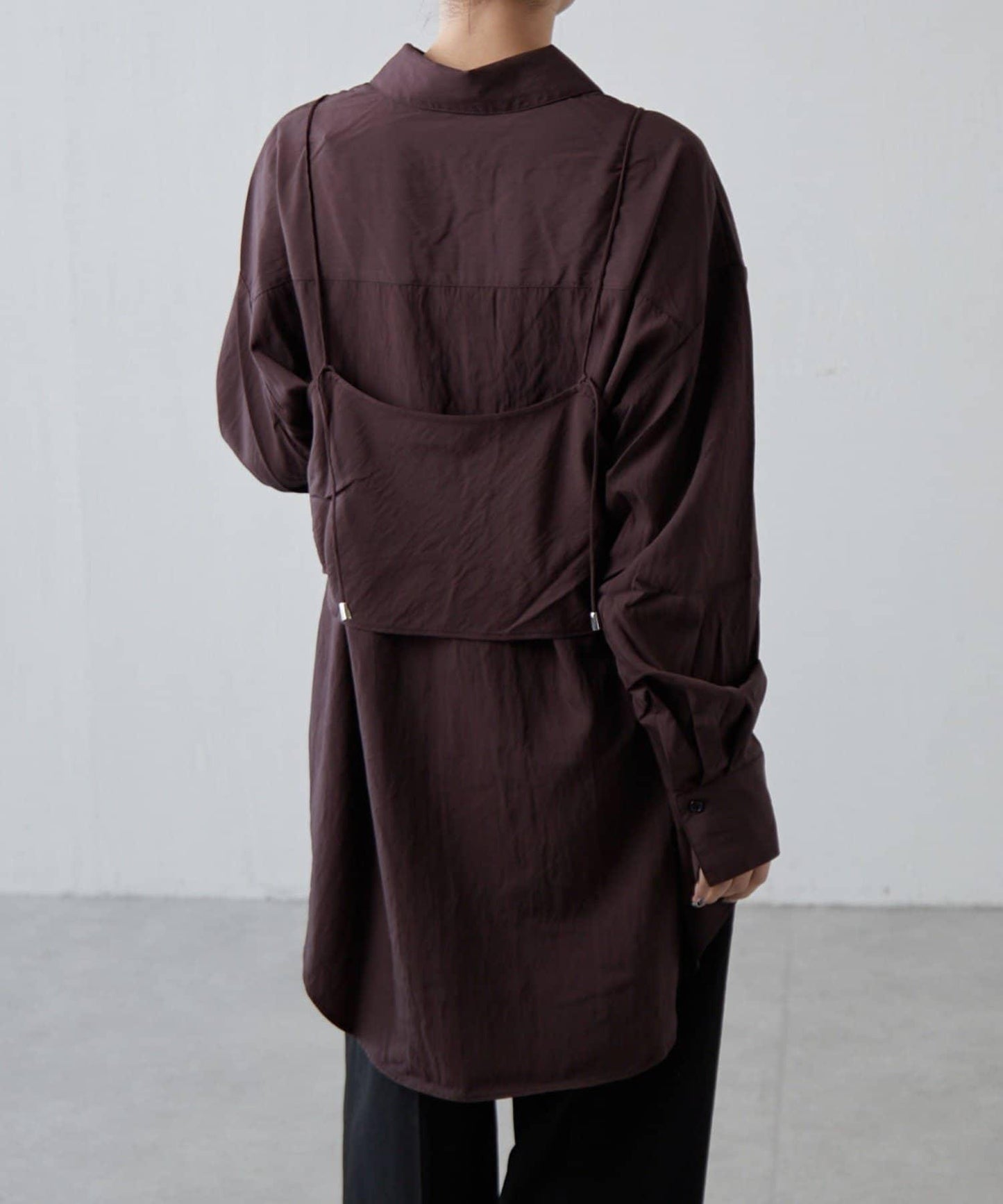 緞面吊帶套裝寬鬆襯衫