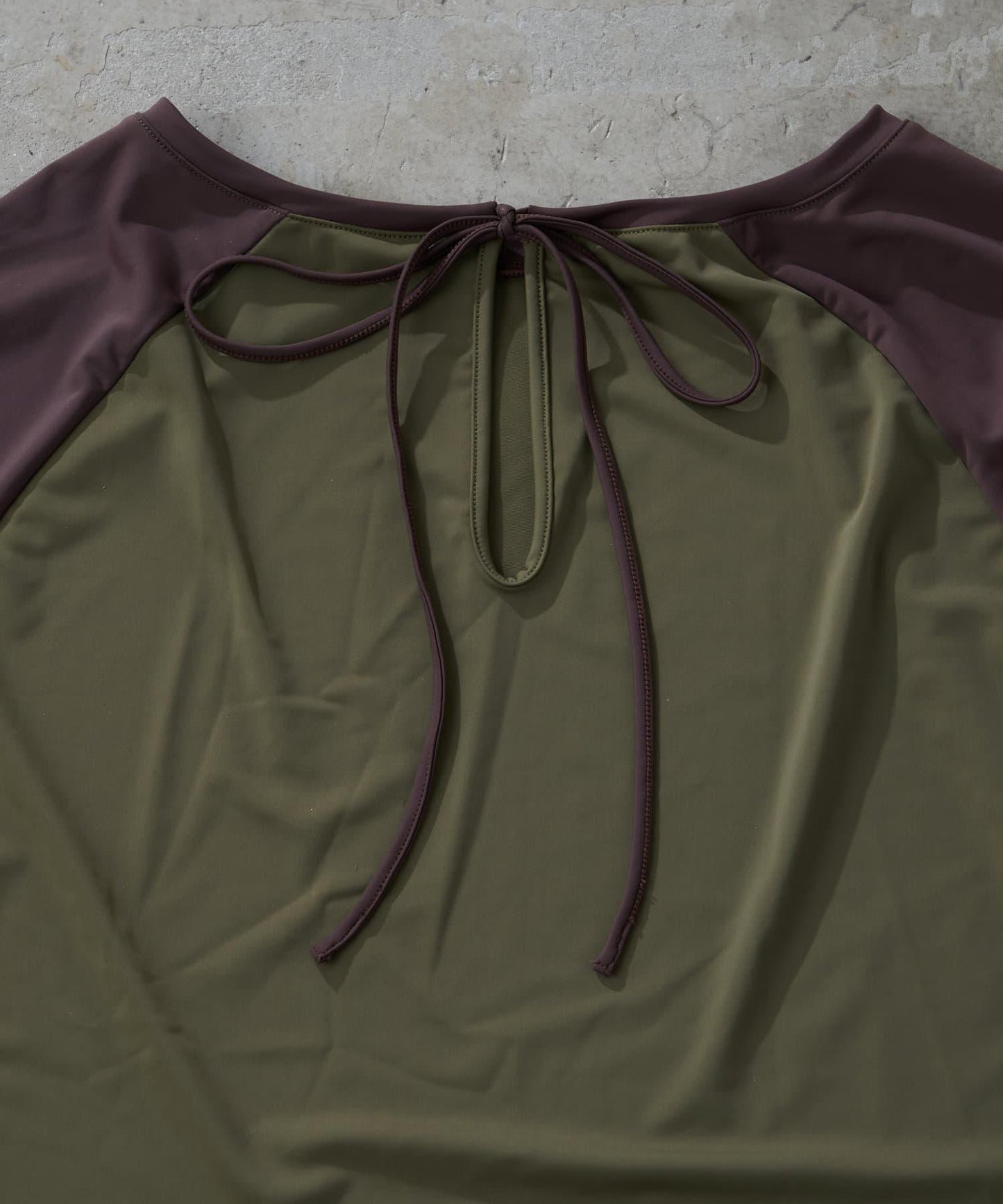 後背蝴蝶結插肩袖 防曬上衣