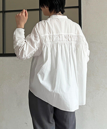 後褶設計襯衫