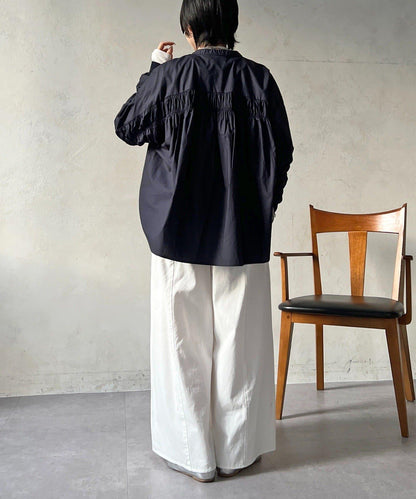 後褶設計襯衫