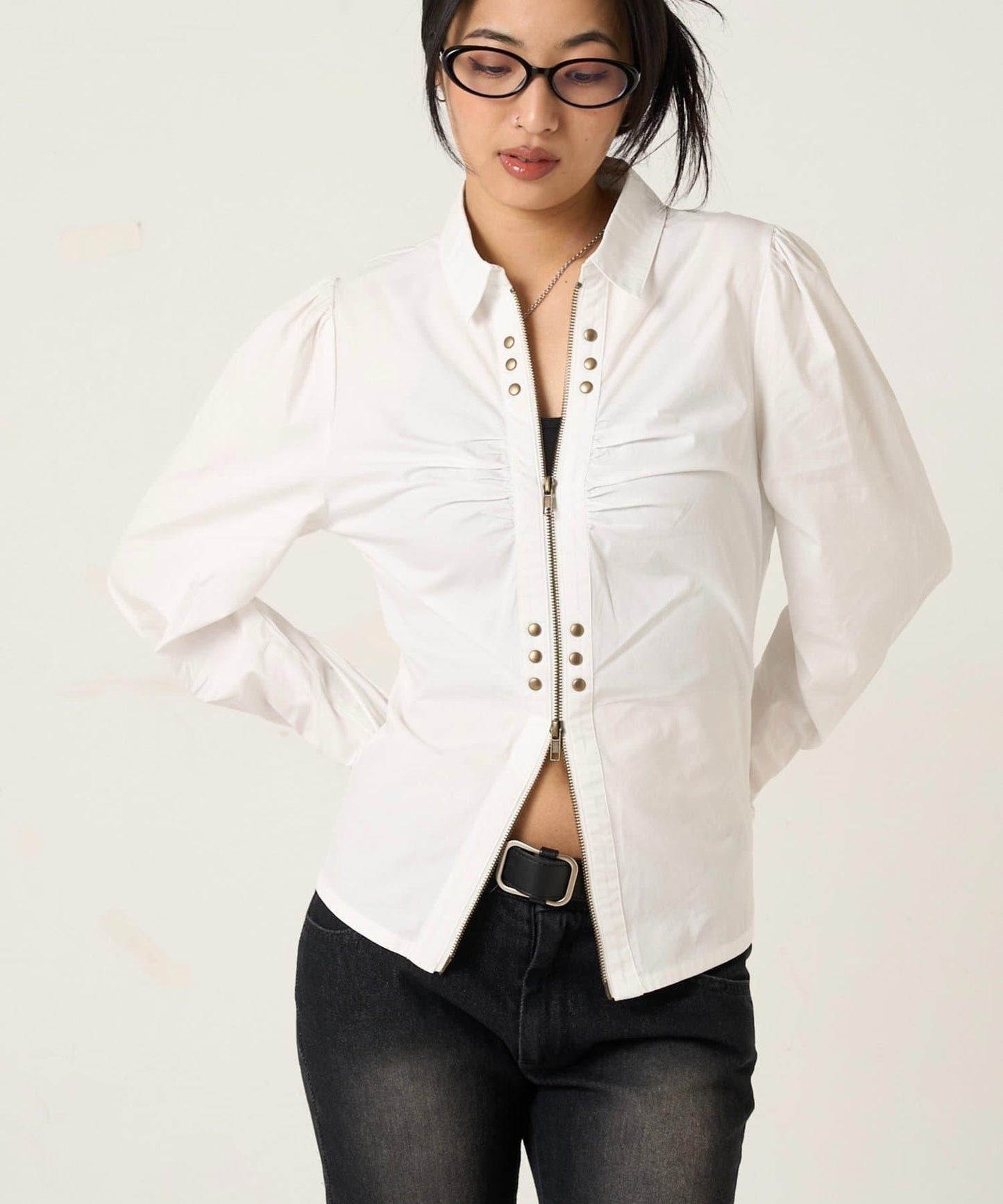 褶皺鉚釘修身設計 GATHERED STUDDED COMPACT SHIRT 襯衫