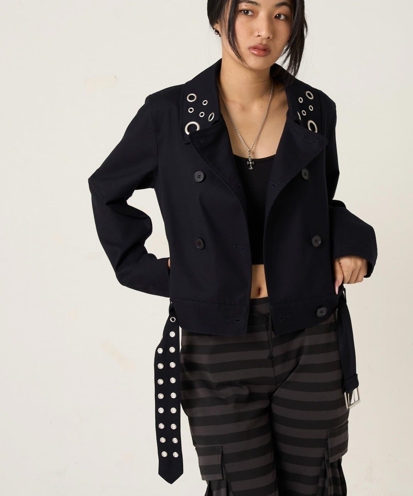 TR 金屬孔設計 短款粗呢外套