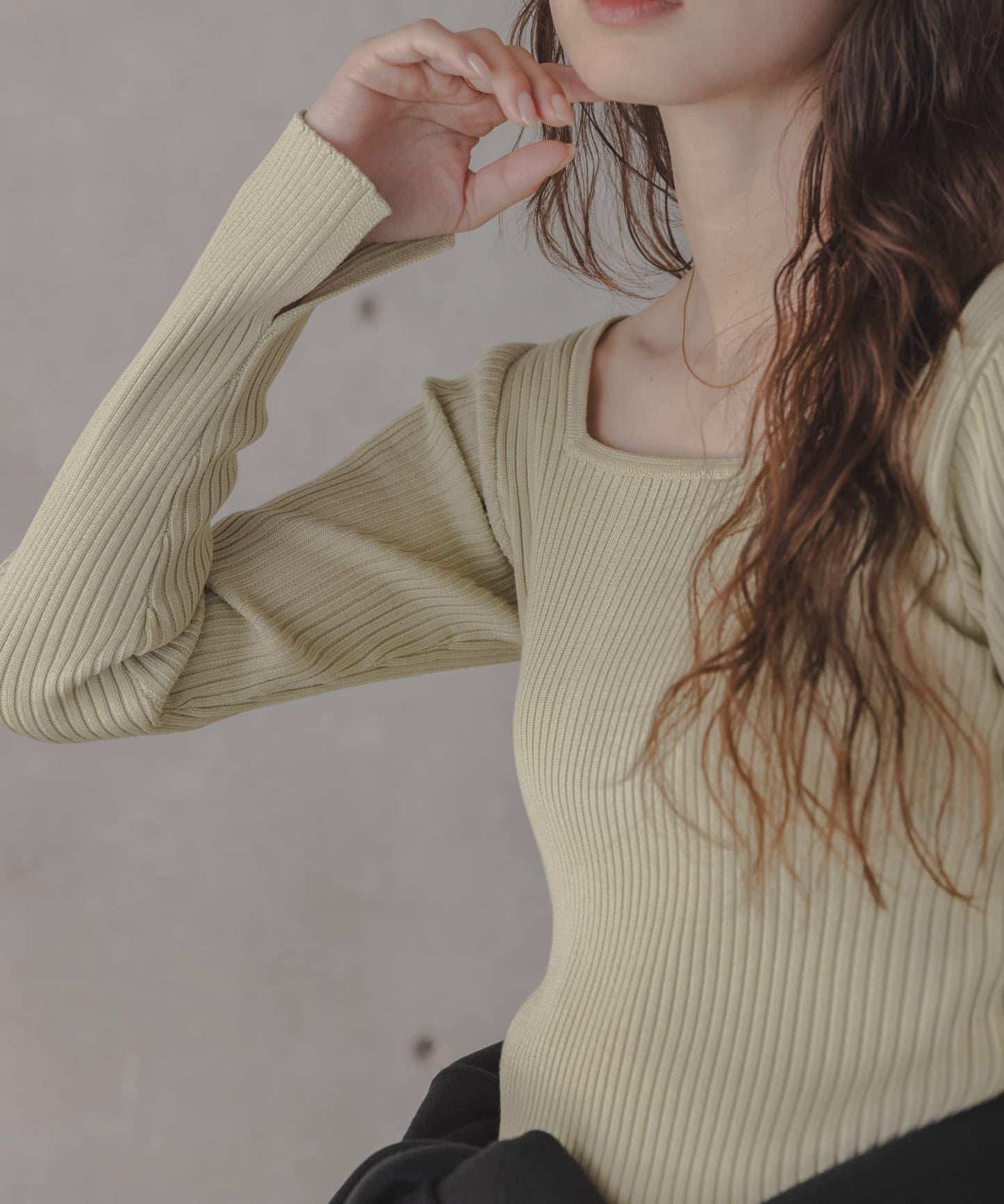 真絲混紡方領針織上衣 款