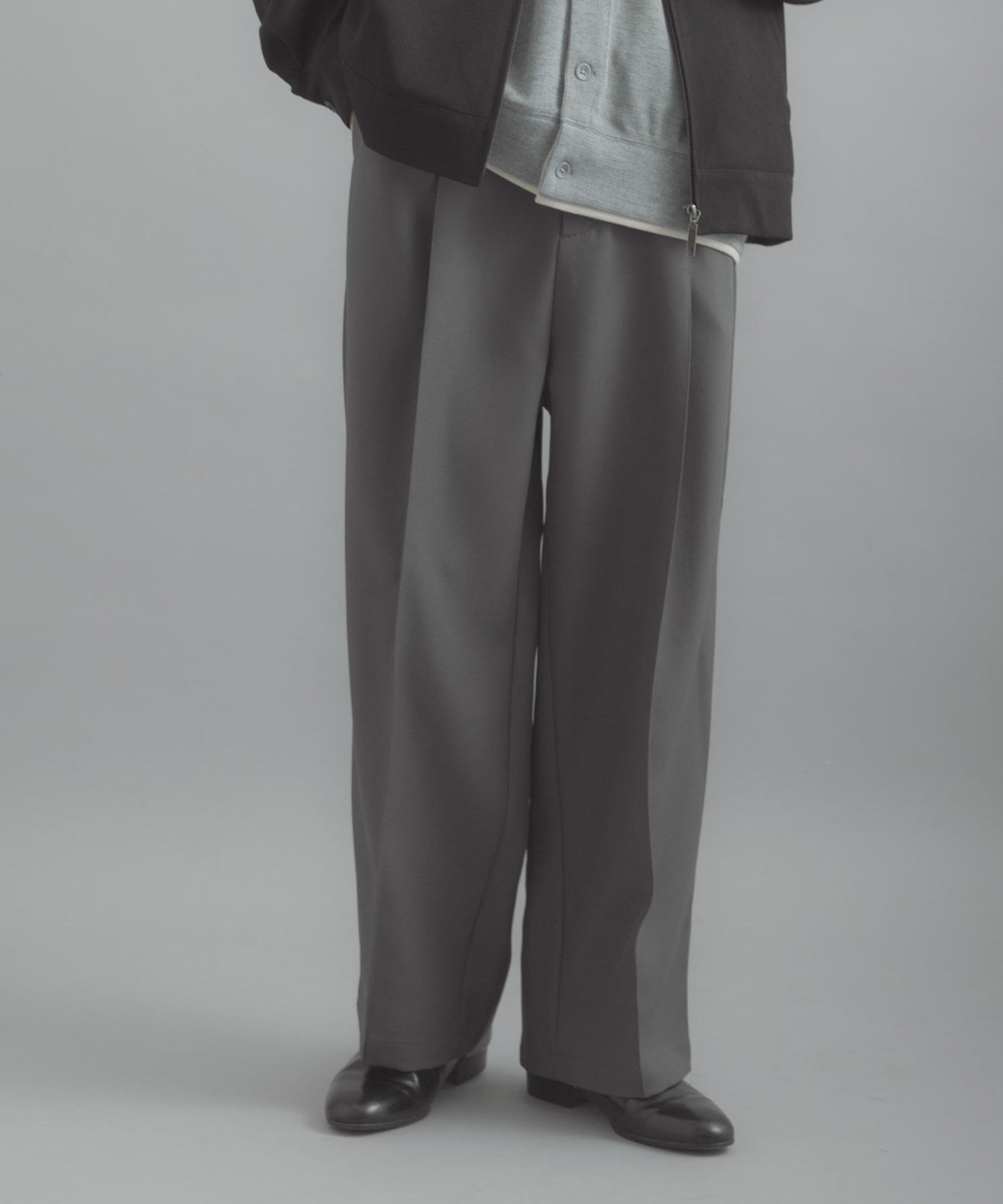 防潑水防花粉 褶襉闊腿 SKIN Proof 褲子