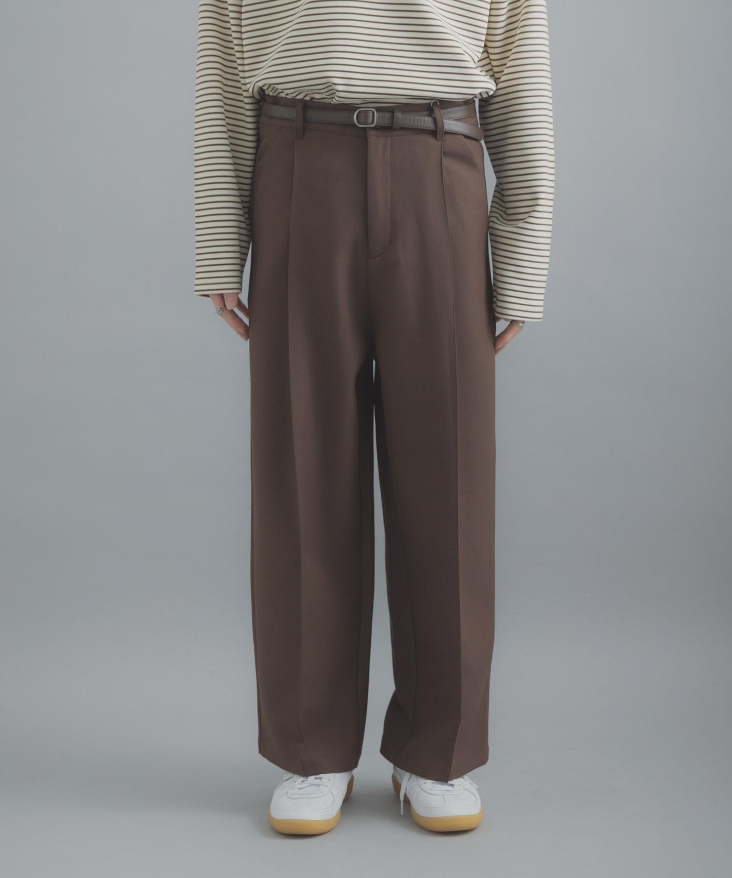 防潑水防花粉 褶襉闊腿 SKIN Proof 褲子