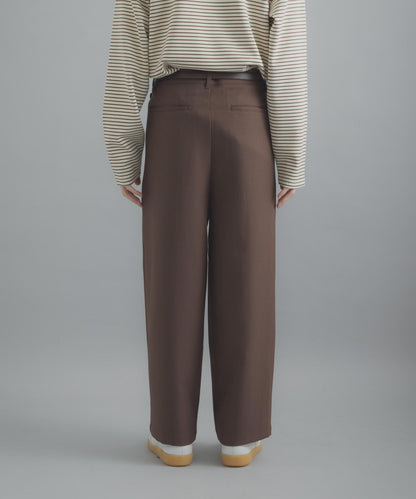 防潑水防花粉 褶襉闊腿 SKIN Proof 褲子