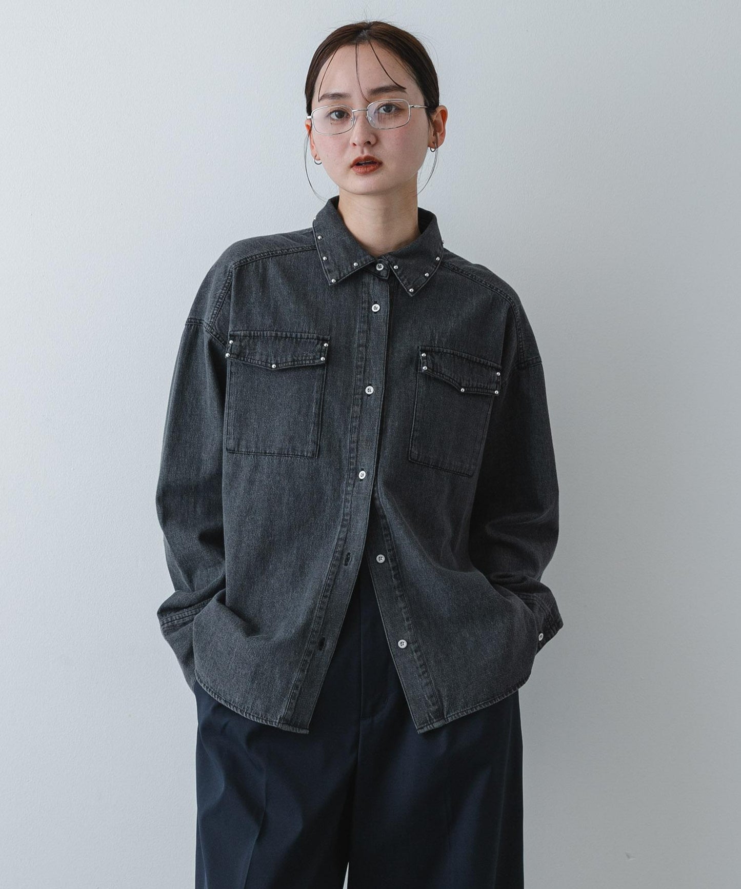 鉚釘設計 牛仔襯衫