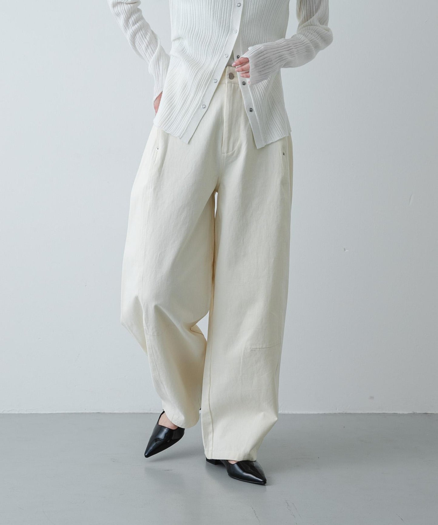 彎刀斜紋棉布褲