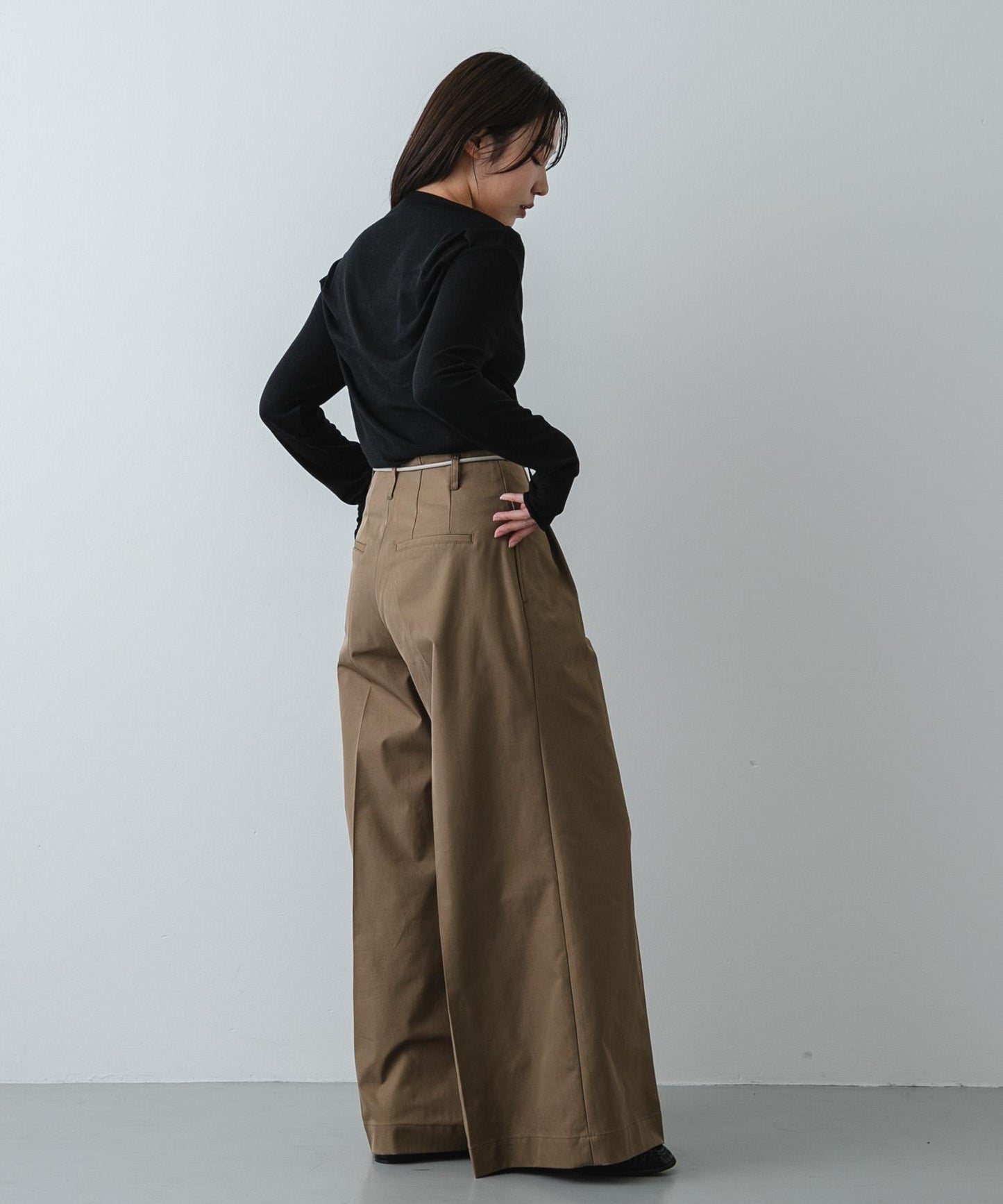 透紗褶襉羅紋上衣