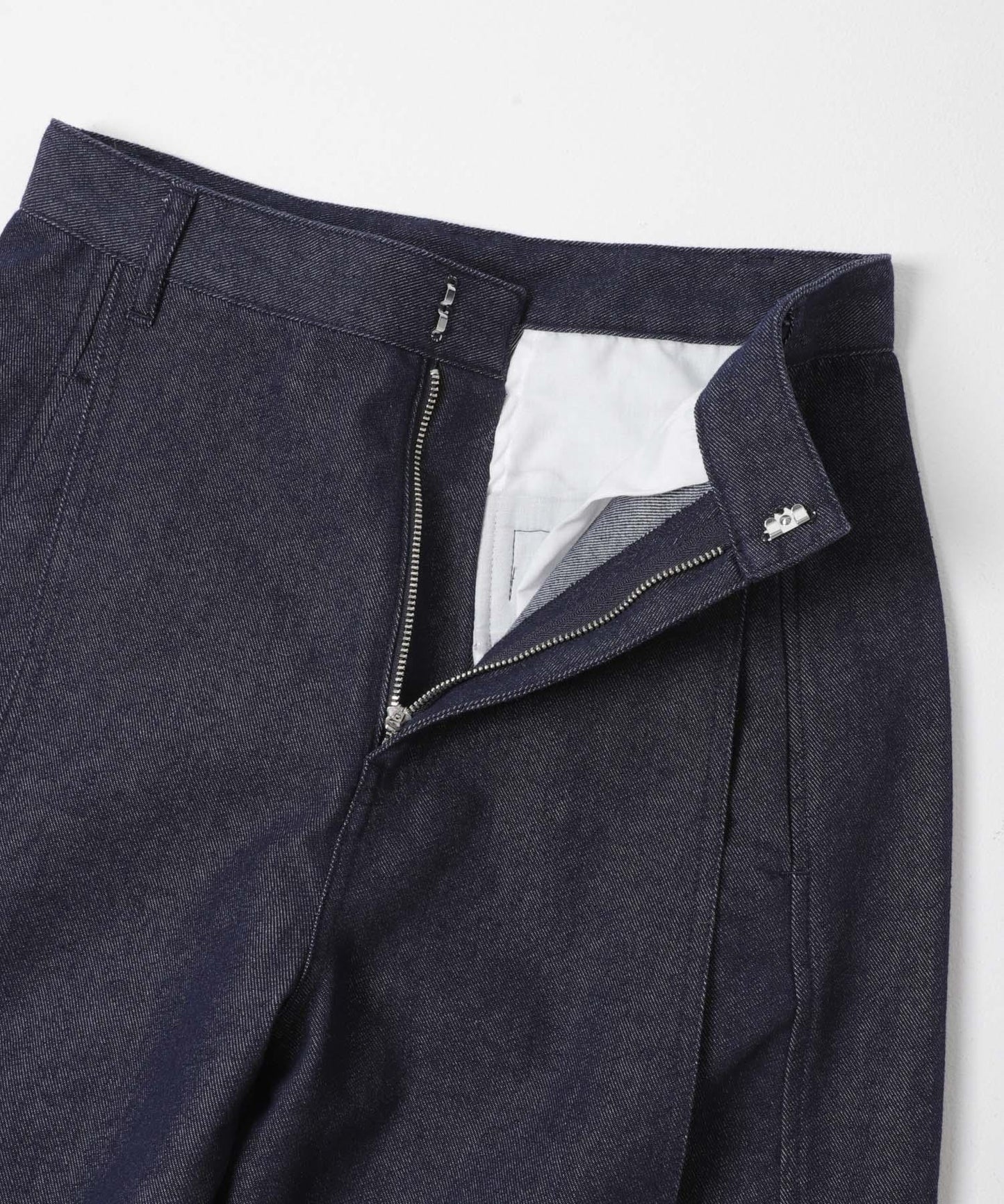 仿牛仔質感 西裝褲