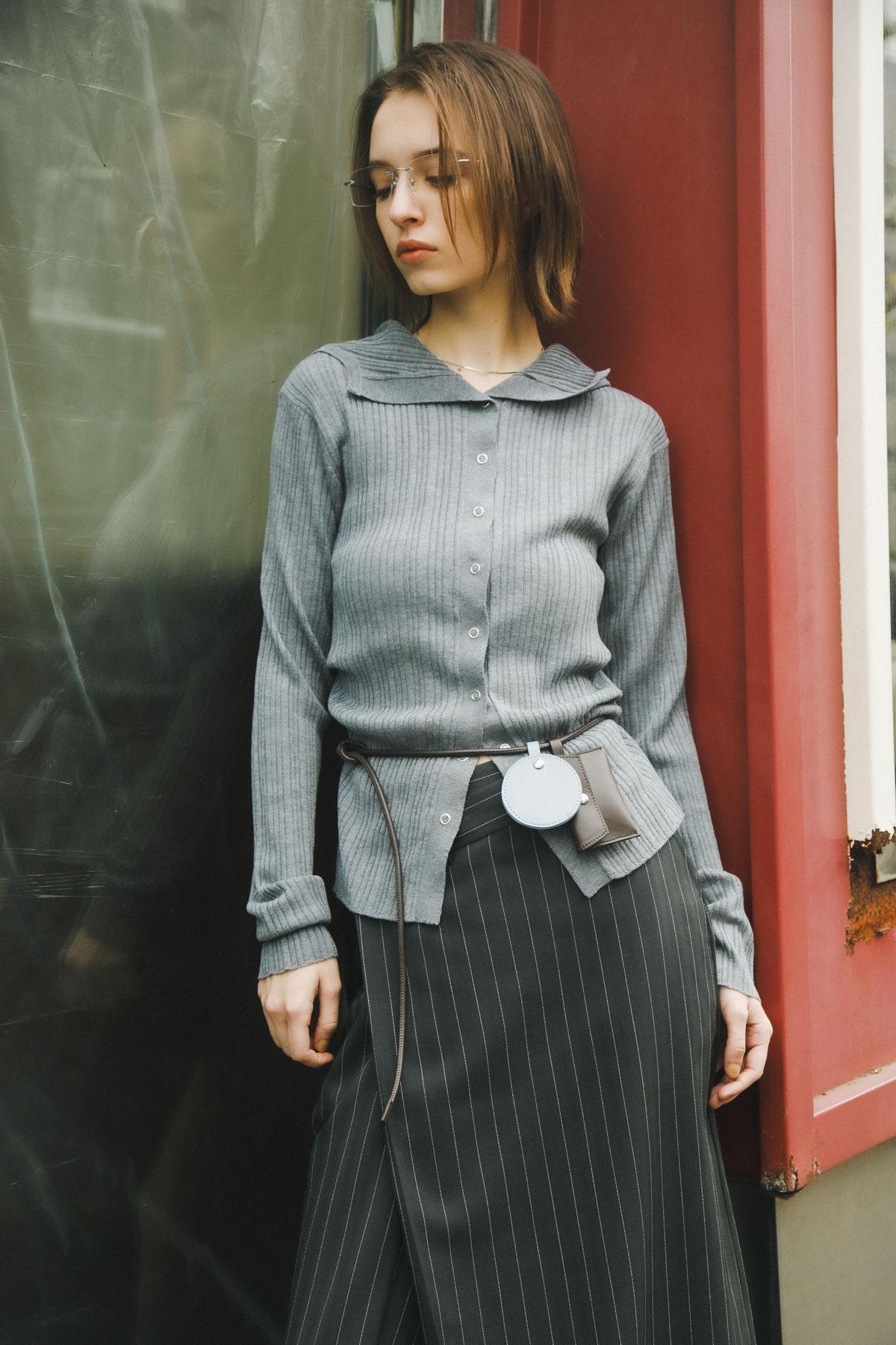 多段羅紋針織連帽衫