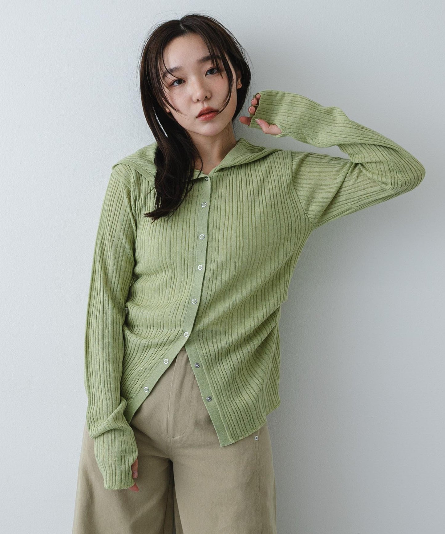 多段羅紋針織連帽衫