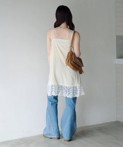 2026SS目錄 緞面蕾絲長版上衣