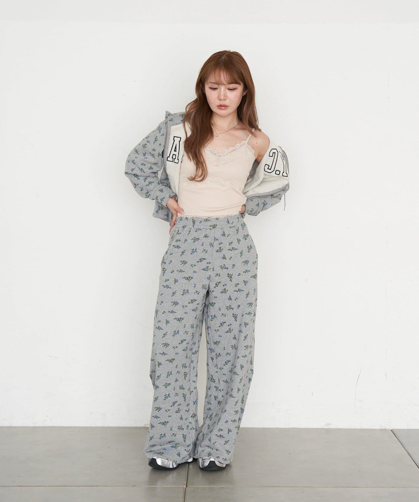 帶胸墊蕾絲吊帶背心