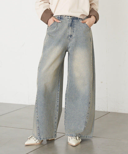 鉚釘設計 闊腿 牛仔面料 牛仔褲