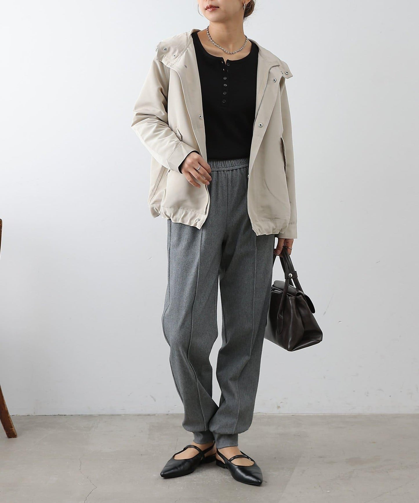 可成套搭配 4WAY彈力 束腳褲