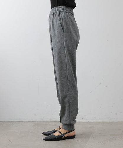 可成套搭配 4WAY彈力 束腳褲