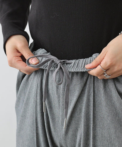 可成套搭配 4WAY彈力 束腳褲